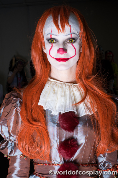 The density of cream body paint makes it excellent for blending bald caps into your forehead almost seamlessly