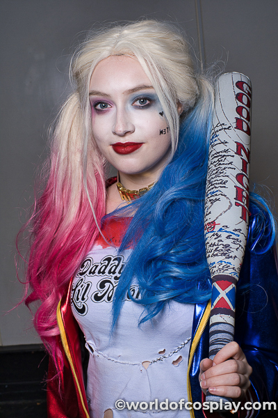 Harley Quinn Suicide Squad cosplay with baseball bat