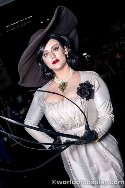 Lady Dimitrescu cosplay