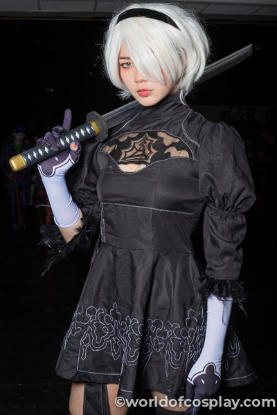 2B from Final Fantasy cosplay