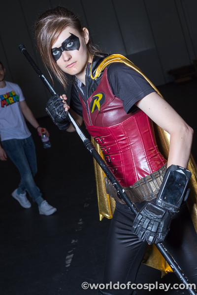DC's Robin cosplay
