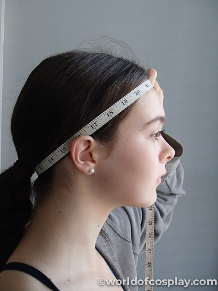 How to measure your head for a wig