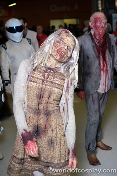 Zombie closet cosplay