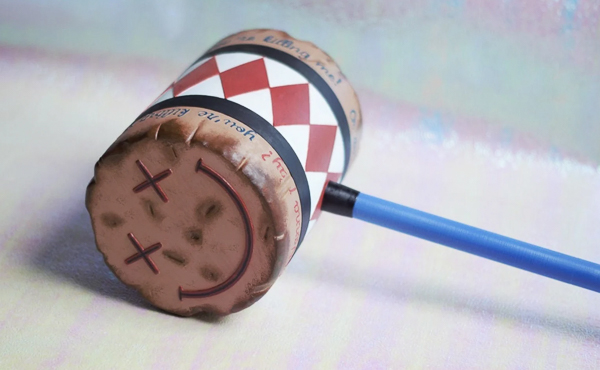 This accurately-reproduced mallet is 3D printed in four parts: three for the handle, plus the head. They all screw together in seconds. It costs €74.90, plus €15.50 postage from Shirleycosplays on Etsy.com. ©Shirleycosplays